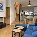 Дом отдыха Laboucherietrouville Maison 200m2 5 Hypercentre 13 Personnes Avec Bebes *