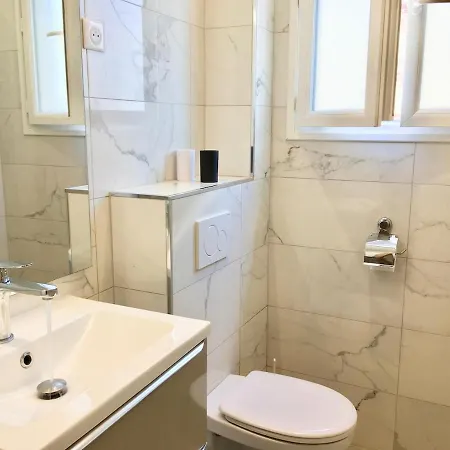 Holiday home Laboucherietrouville Maison 200m2 5 Hypercentre 13 Pers Bebes, Trouville-sur-Mer